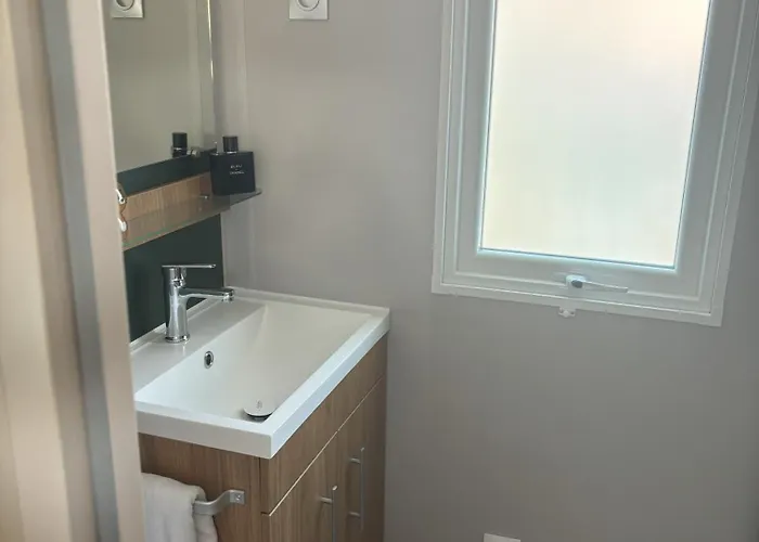 Mobilhome 8 personnes au bord de l'Océan