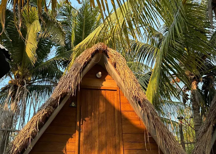 La Aldea Holbox Cabanas Y Camping