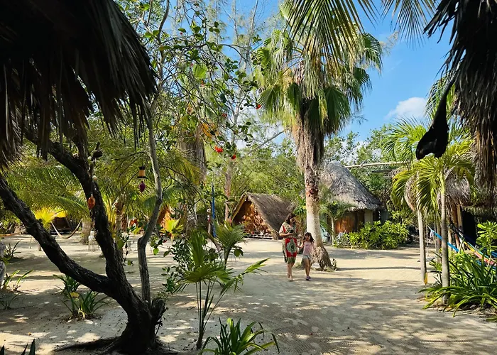 La Aldea Holbox Cabanas Y Camping