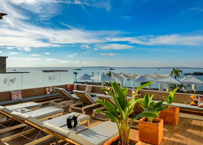 Hotel Cenit & Apts Sol Y Viento