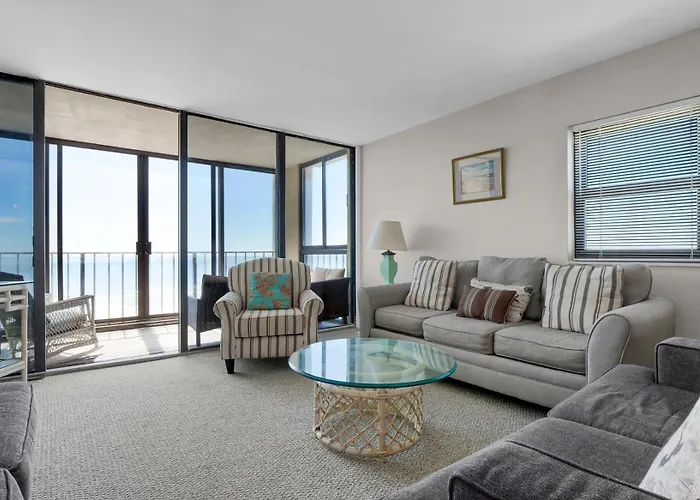 The Islander - 6F By Sea Scape Properties