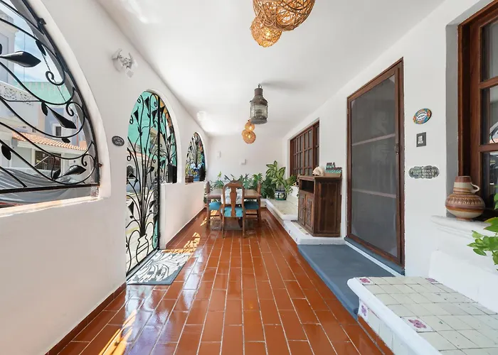 The Mermaid And The Pearl Boutique Hotel