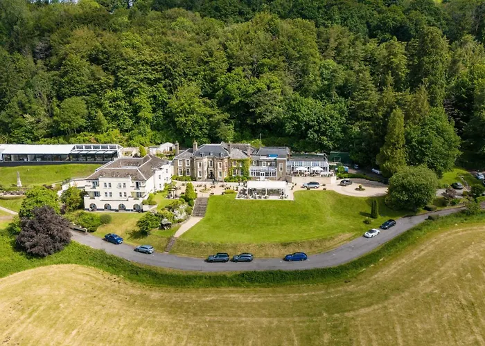 New House Country Hotel