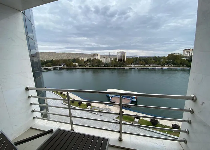 Agsaray Deluxe Hotel & Spa