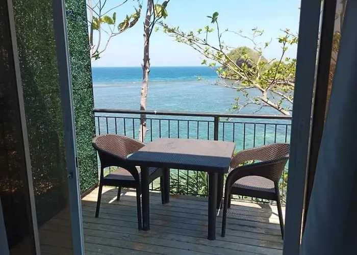 Anjawan Island Resort