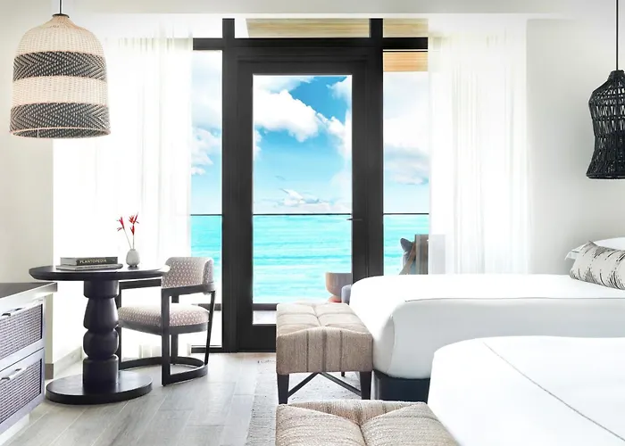 Kimpton Grand Roatan Resort And Spa By Ihg