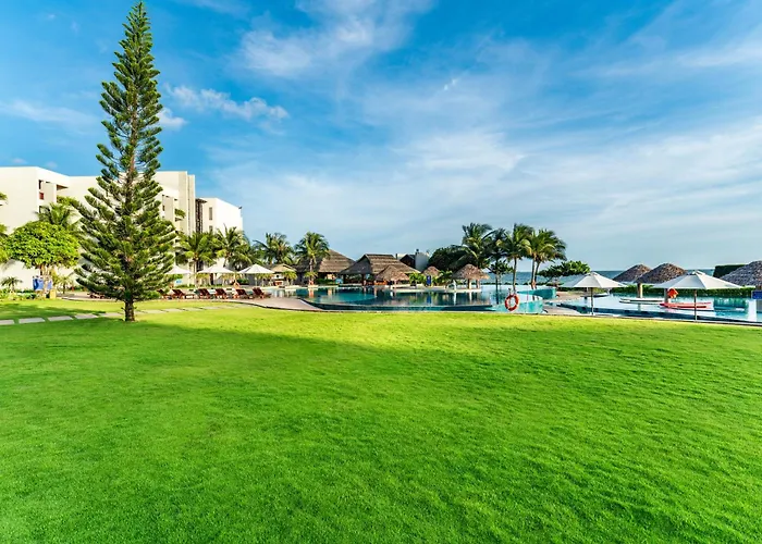 Vietsovpetro Ho Tram Beach Resort & Spa