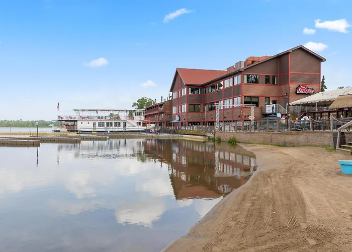 The Lodges At Breezy Point