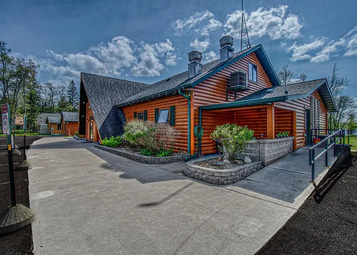 Lena'S Northern Pines Resort