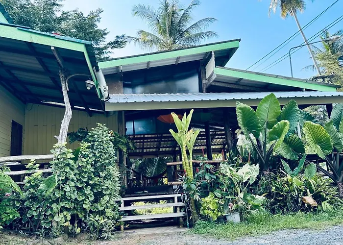 Suan Maprao Ko Kut Resort