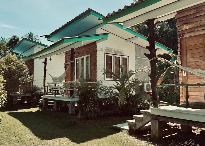 Suan Maprao Ko Kut Resort