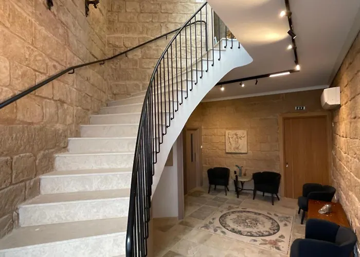 Le Voyageur By the Sea - Furnished Rooms