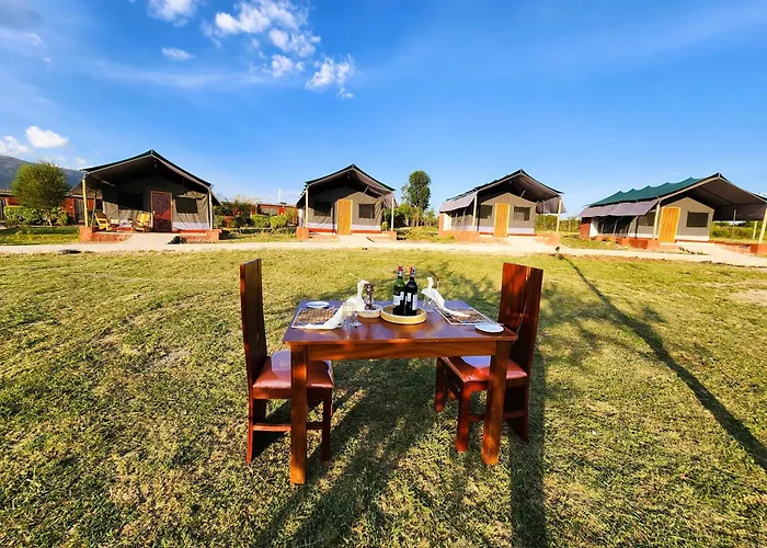 Endeem Mara Resort