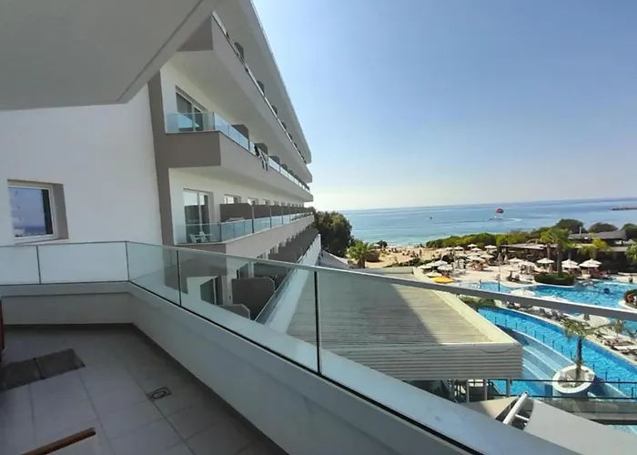 Melissi Beach Hotel & Spa