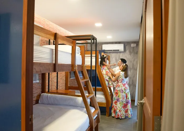 Crusoe Cabins Casobe