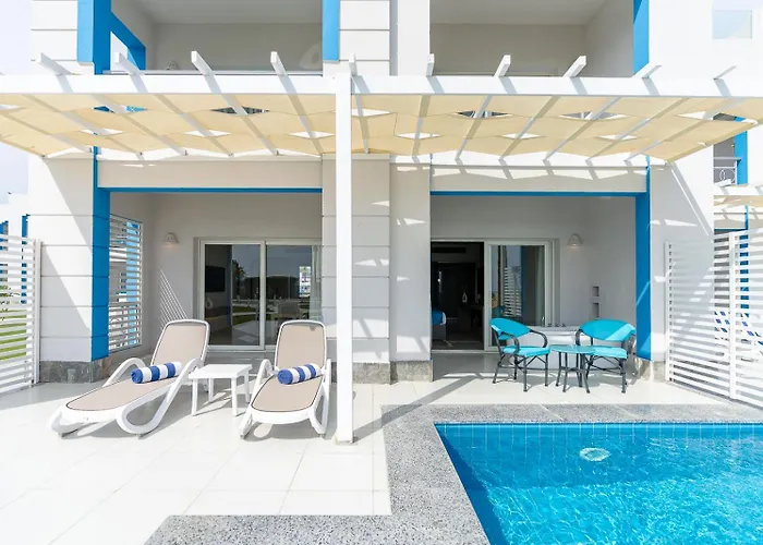 Casa Blue Resort
