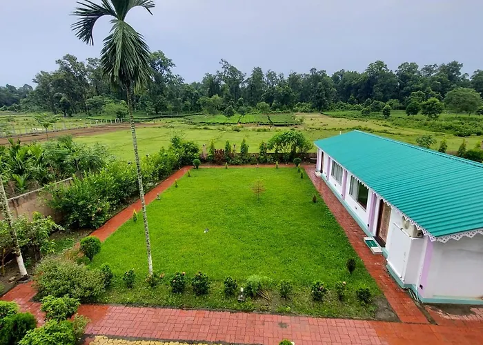 Amar Aranya Resort & Suruchi Restaurant