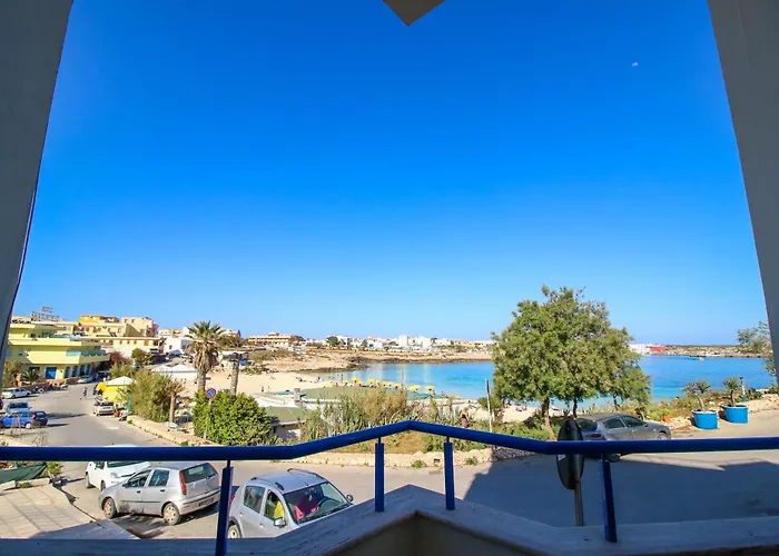 Hotel Il Faro Della Guitgia Tommasino