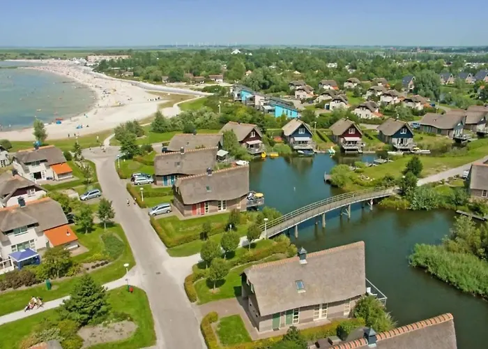 WATER WELLNESS VILLA - Strand, Surfen, Relax