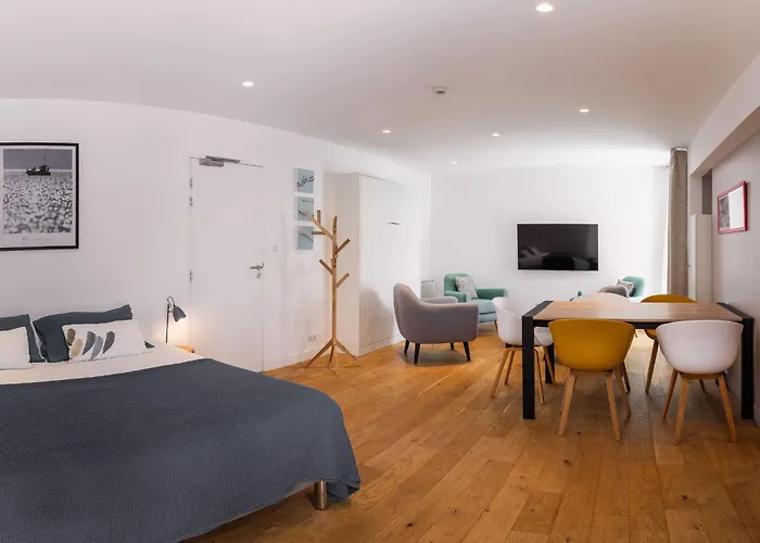 Cit'Hotel Le Cornouaille Hotel