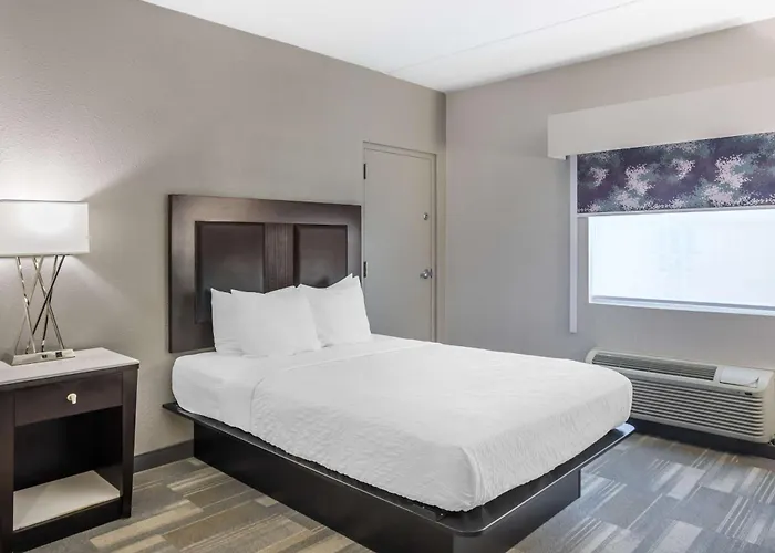 Best Western Plus Wilkes Barre-Scranton Airport Hotel