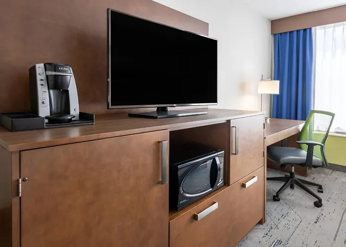 Holiday Inn Express & Suites Ft. Washington - Philadelphia By Ihg