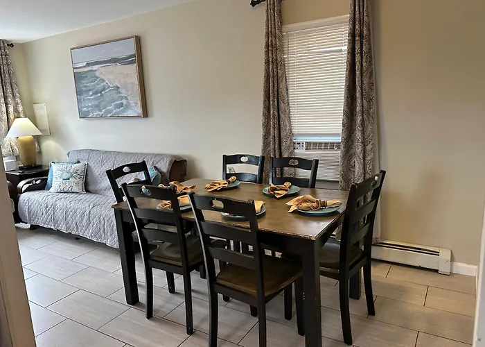 Newly Renovated 2 Bedroom House