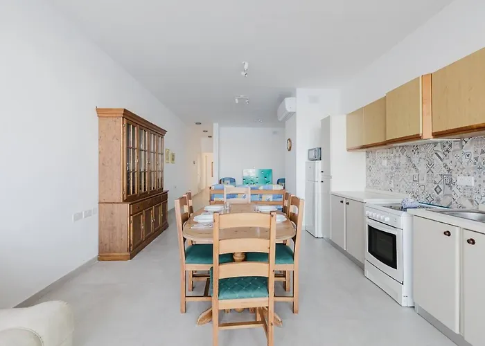 Seaside 2Bed Apartment Ghadira! By Homely