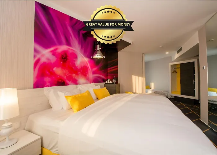 Science Hotel