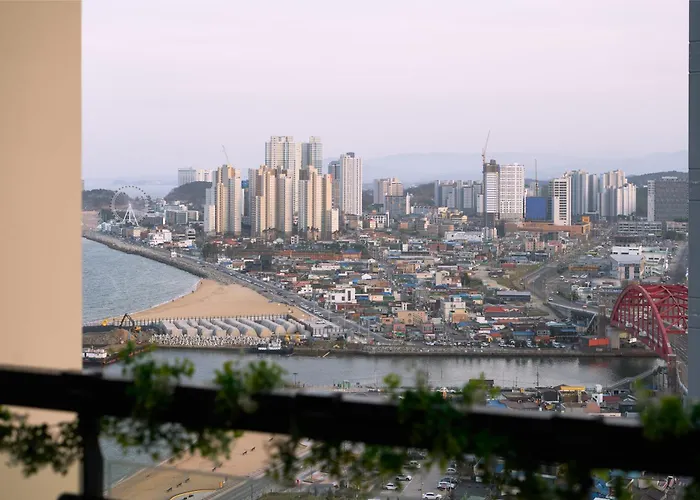 Moonlight Sokcho - High-Rise, Ocean And City View
