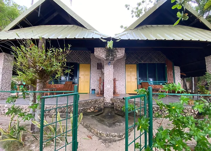 Ravenala Beach Bungalows