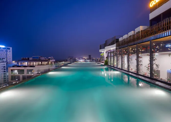 Golden Lotus Grand Da Nang - Panoramic Rooftop Bar & Daily Afternoon Tea