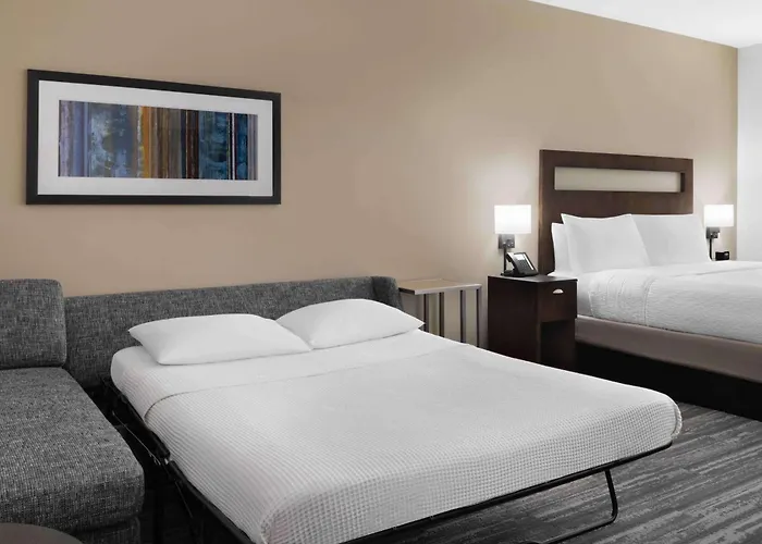 Hampton Inn & Suites Denver Downtown Convention Center