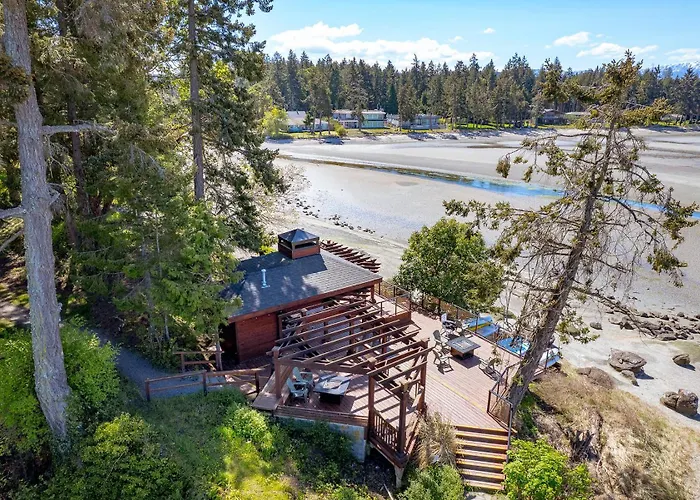 Pacific Shores Resort & Spa