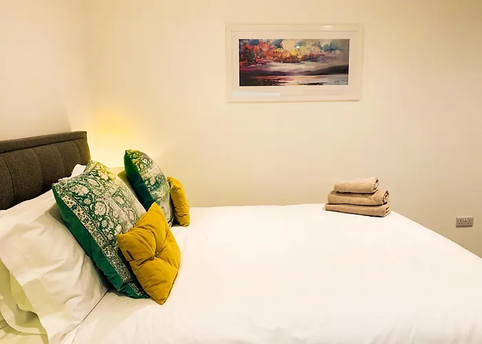 Lovely Annexe By The Beach, In Central Worthing.