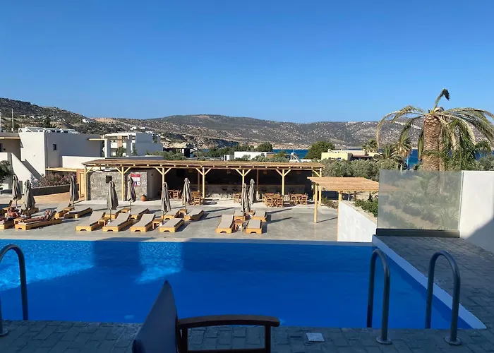 Helios Beach Hotel & Bungalows