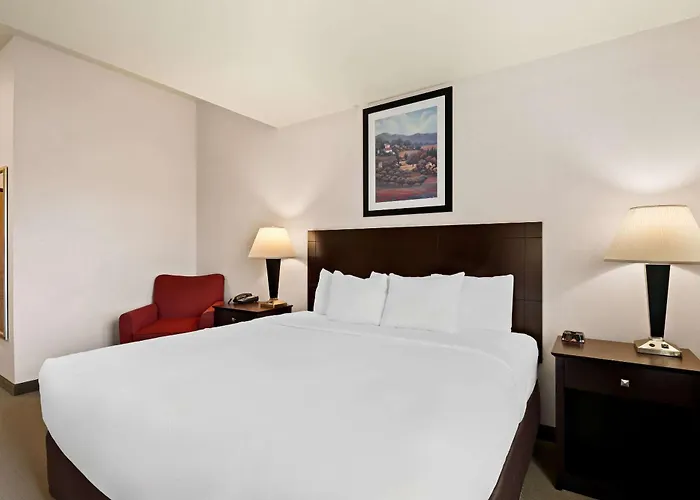 Comfort Inn & Suites Creswell