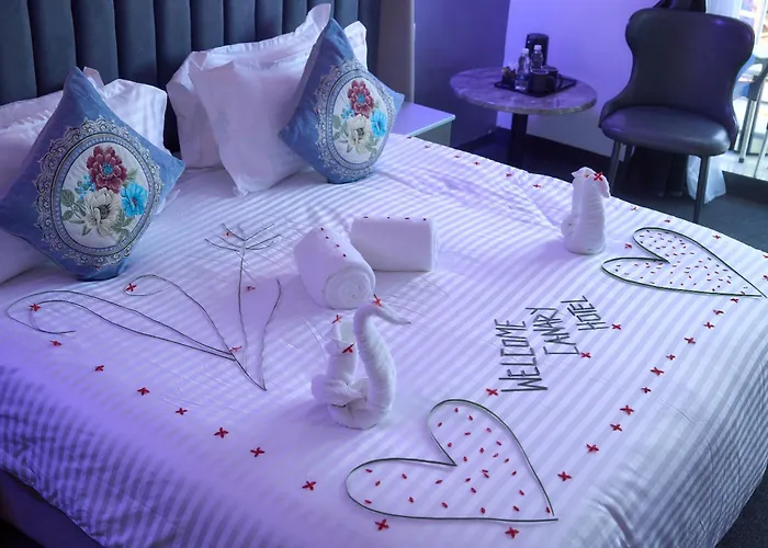 Canary Hotel & Spa