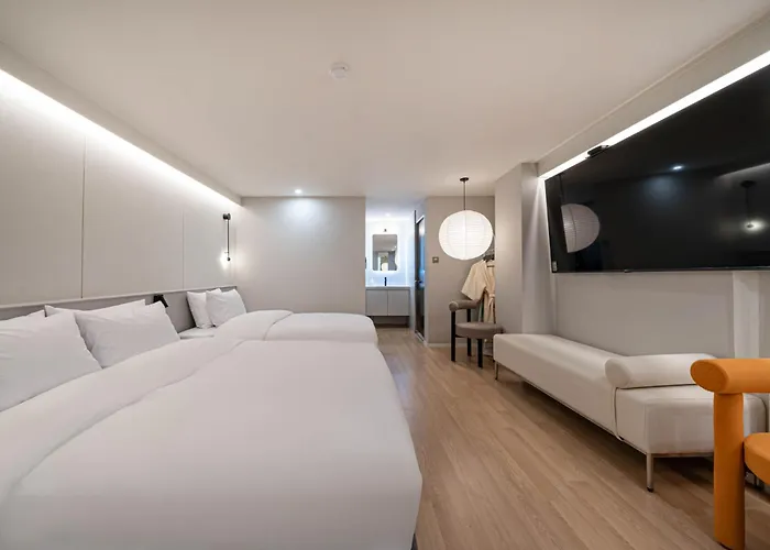 No 25 Hotel