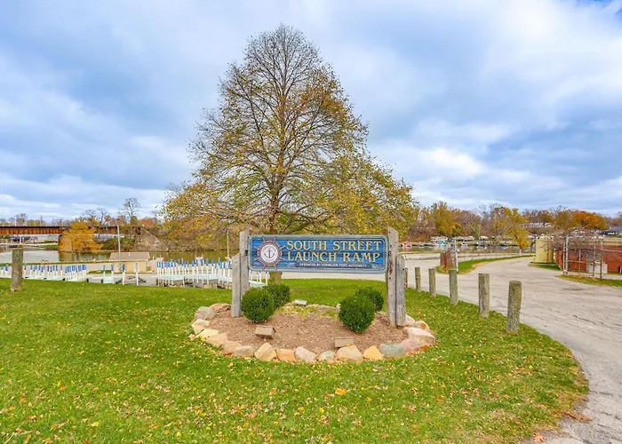 Walk To Beach: Home W/ Pool In Vermilion
