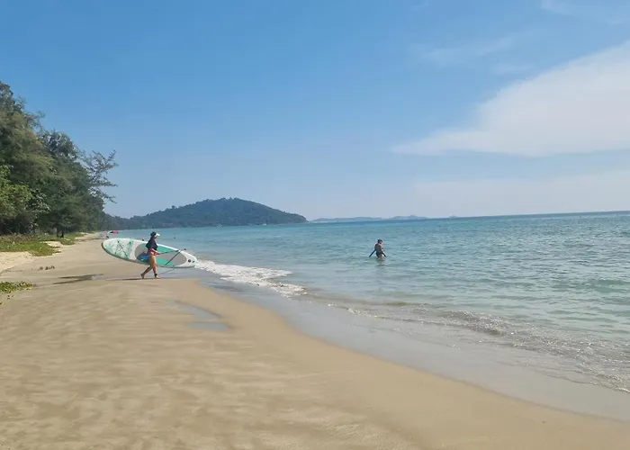 Apartment With Wonderful View, Mae Ramphueng Beach, Rayong