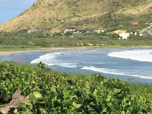Oceanfront Beach House - Rate Special- Valentines On Beach W Club Access Tennis King Bed