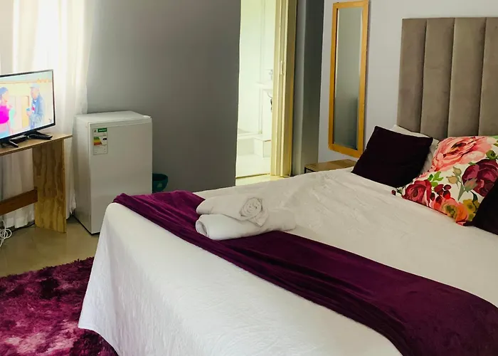 Edladleni Holiday Accomodation