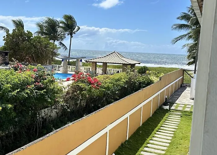 Apartamento frente ao mar na praia do guaibim.