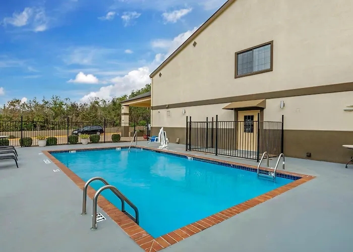 Best Western Pineywoods Inn