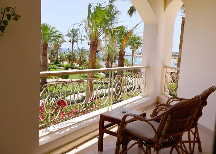 Brayka Bay Reef Resort
