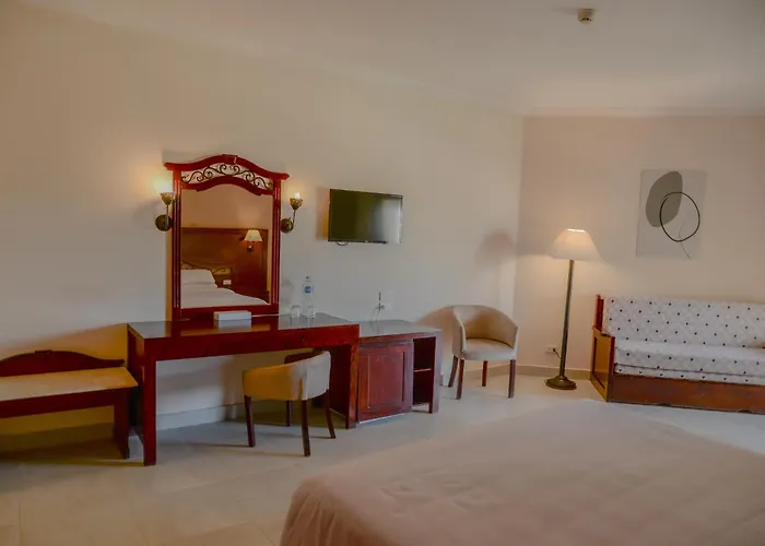 Brayka Bay Reef Resort