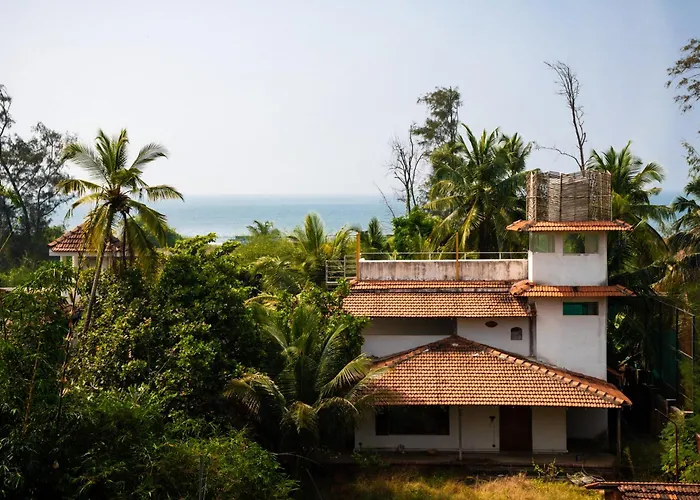 Last Minute Trip Hostel Morjim-By The Sea