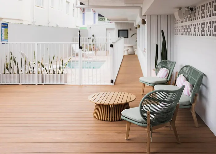 Surfside 22