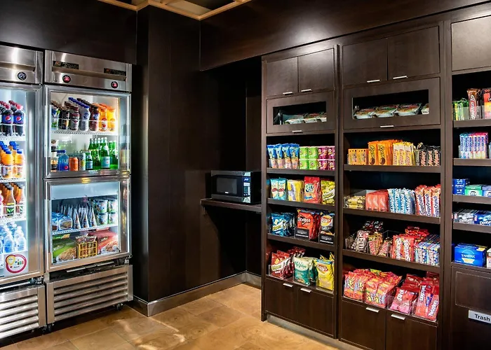 Courtyard By Marriott Edmonton West